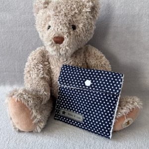 Pochette savon ou shampoing solide - Bleu marine étoiles blanches