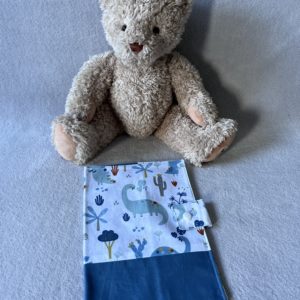 Protège carnet de santé - Modèle Dinosaure Bleu