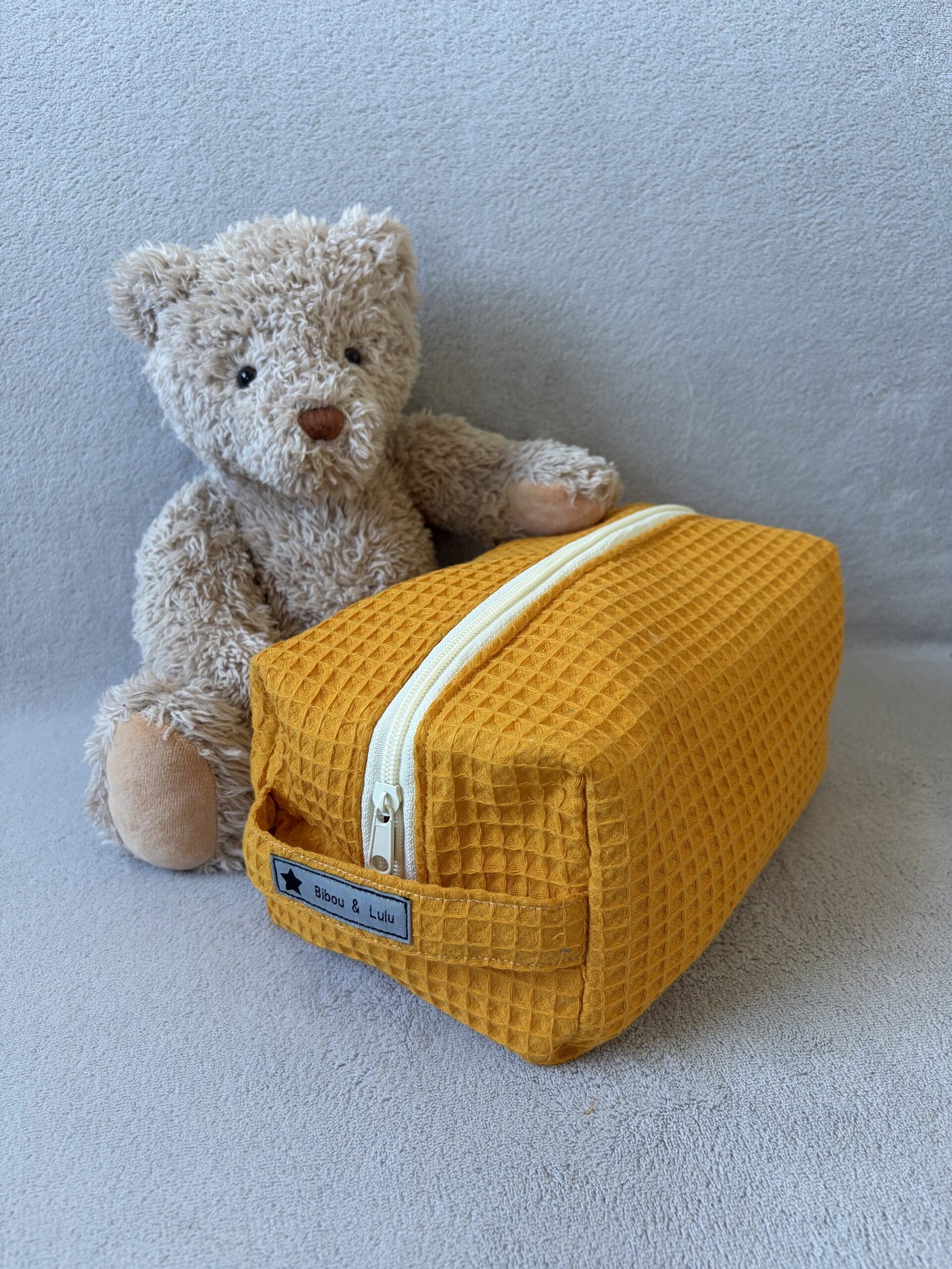 Trousse de toilette isotherme - Modèle nid d'abeille - Jaune